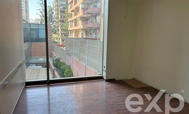 Local Comercial en Arriendo en Avenida Apoquindo 4775, local 1 B primer piso Las Condes
