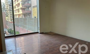 Local Comercial en Arriendo en Avenida Apoquindo 4775, local 1 B primer piso Las Condes