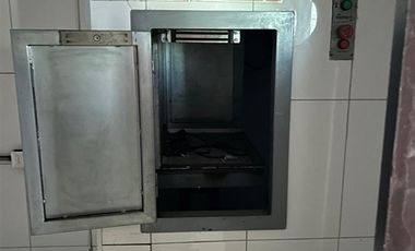 Local Comercial en Arriendo en Avenida Apoquindo 4775, local 1 B primer piso Las Condes