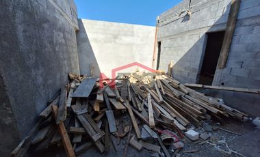 SE VENDE CASA DE 1 PISO EN ARTEAGA
