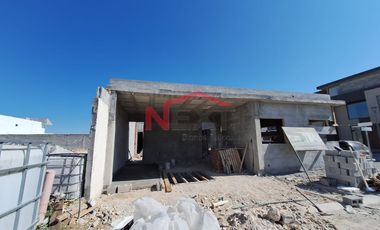 SE VENDE CASA DE 1 PISO EN ARTEAGA