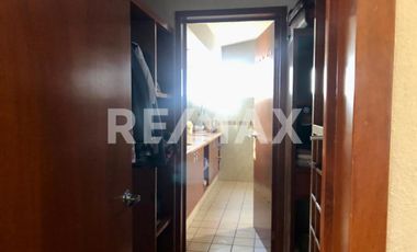 Casa en Renta en Lomas de Santa Anita - (3)