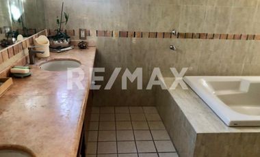 Casa en Renta en Lomas de Santa Anita - (3)