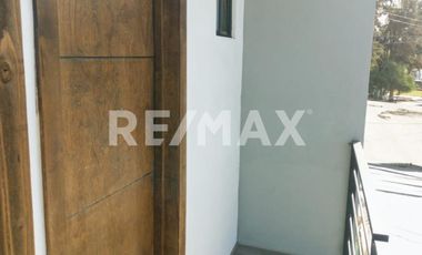 Moderno Estudio en Renta en Col. Maestros - (3)
