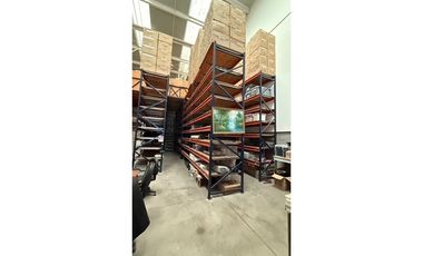 Bodega con Oficina en Renca