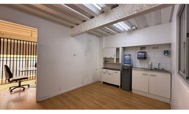 Bodega con Oficina en Renca