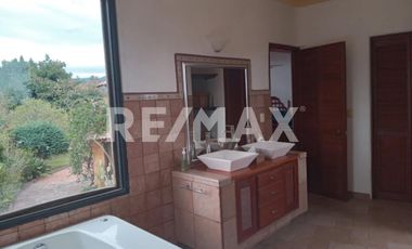 CASA EN VENTA ESTILO RUSTICO - (3)