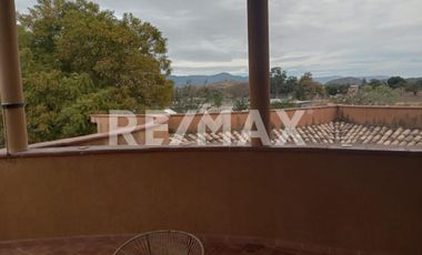CASA EN VENTA ESTILO RUSTICO - (3)
