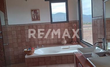 CASA EN VENTA ESTILO RUSTICO - (3)