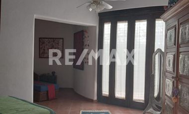 CASA EN VENTA ESTILO RUSTICO - (3)