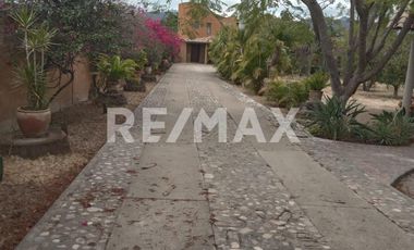 CASA EN VENTA ESTILO RUSTICO - (3)