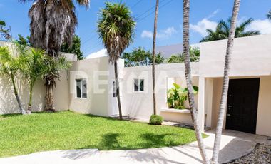 Casa en Venta en Álamos I, Cancún - (3)