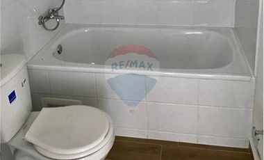 Muy luminoso,full equi 1D/1B, Metro Ecuado y A.Hur