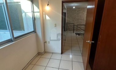 Casa en Renta en  Fracc. Rincón del Campestre LEON, GTO. Atrás a Foro 4 y cerca de Plaza Mayor