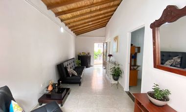 VENTA de CASAS en BELLO