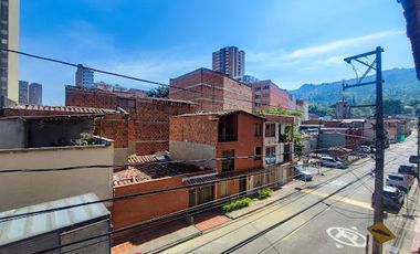 ARRIENDO de CASAS en SABANETA