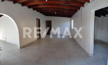 Casa en Renta – Ideal para Consultorio u Oficinas - Zona Centro - (3)