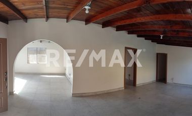 Casa en Renta – Ideal para Consultorio u Oficinas - Zona Centro - (3)