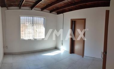 Casa en Renta – Ideal para Consultorio u Oficinas - Zona Centro - (3)