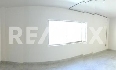 Casa en Renta – Ideal para Consultorio u Oficinas - Zona Centro - (3)