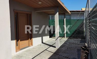 Casa en Renta – Ideal para Consultorio u Oficinas - Zona Centro - (3)