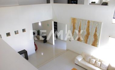 Amplia Casa en Renta en Fracc. Ciudad de San Quintín - (3)