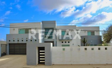 Amplia Casa en Renta en Fracc. Ciudad de San Quintín - (3)