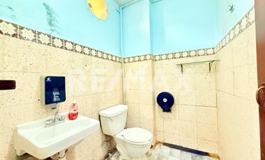 Se vende esquina Comercial en el Centro de Oaxaca - (3)