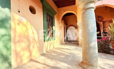 Se vende esquina Comercial en el Centro de Oaxaca - (3)