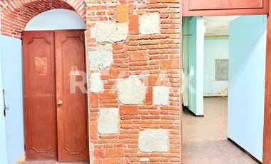 Se vende esquina Comercial en el Centro de Oaxaca - (3)