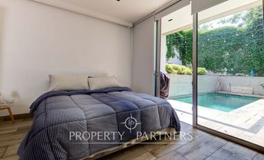 Moderna casa /Cerro San Luis/ AMOBLADO/