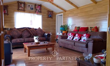 Se vende hermosa casa habitación amoblada con amplio terreno