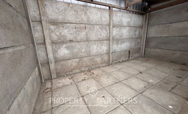 Arriendo Terreno de 1100m2 con oficina en Barrio Industrial