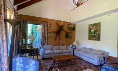 CASA BORDE LAGO