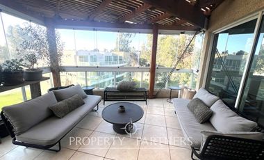 Moderno e impecable Departamento en  Barrio Golf