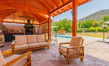 Parcela ubicada en sector de Santa Rita, con 2 viviendas, oportunidad unica!