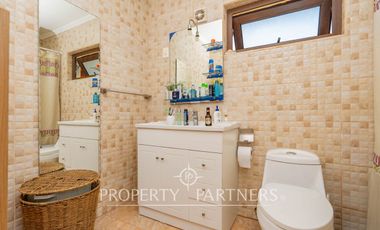 Parcela ubicada en sector de Santa Rita, con 2 viviendas, oportunidad unica!