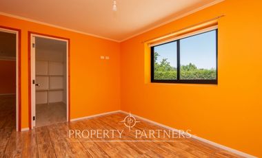 Parcela ubicada en sector de Santa Rita, con 2 viviendas, oportunidad unica!