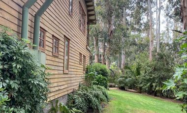 Linda casa sector Manantiales Santo Domingo