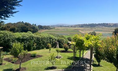 Casa Santo Domingo tradicional con espectacular vista a desembocadura río Maipo