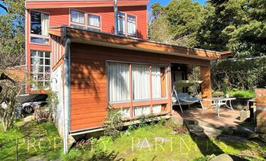 Dos casas en gran terreno a pasos de Universidad de Concepción
