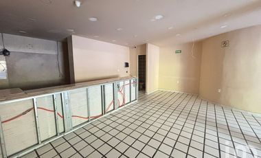 Se renta local comercial en Insurgentes Sur  Glorieta Chilpancingo  Roma Sur