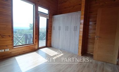 Casa con vista al volcán a pasos del centro de Panguipulli