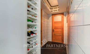 Amplia casa remodelada en venta cercana a metro Inés de Suárez, Providencia