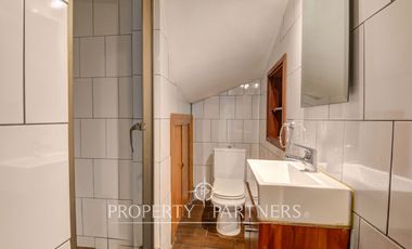 Amplia casa remodelada en venta cercana a metro Inés de Suárez, Providencia