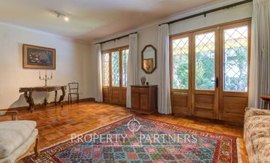 Amplia casa remodelada en venta cercana a metro Inés de Suárez, Providencia