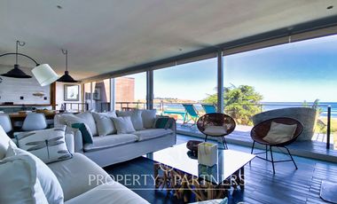 Pichilemu, Espectacular Casa en Primera línea