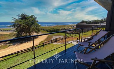 Pichilemu, Espectacular Casa en Primera línea