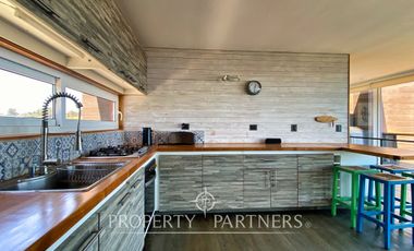 Pichilemu, Espectacular Casa en Primera línea