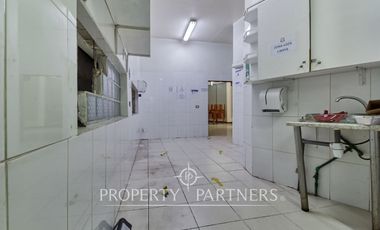 Arriendo de hotel equipado de 6 niveles con 21 departamentos, llegar e instalarse